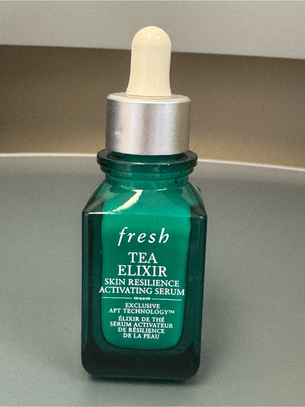 fresh Tea Elixir Activating Serum - Green Bottle with Silver Cap